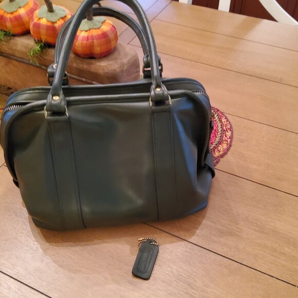 Vintage Coach Soft Satchel in Green + Hangtag - Picture 4 of 13